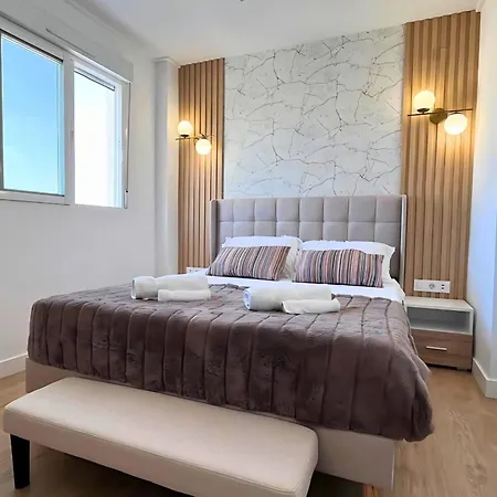 Charming Flat 500 Metres From The Beaches سانتا بولا