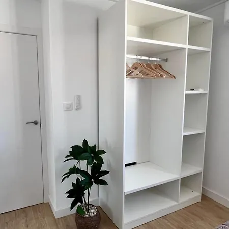 Charming Flat 500 Metres From The Beaches شقة سانتا بولا