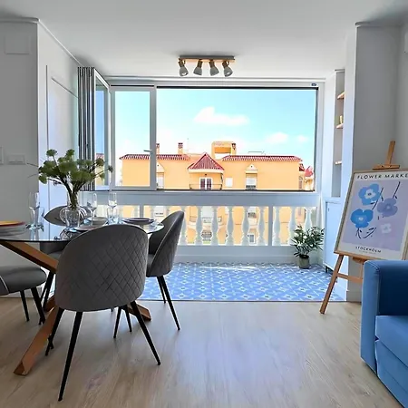 Charming Flat 500 Metres From The Beaches *